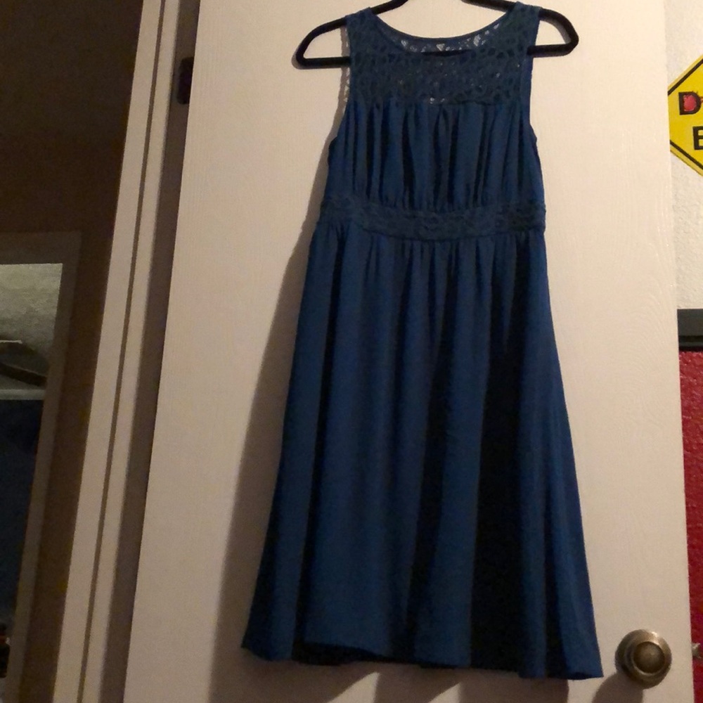 Dark Teal Sleeveless Knee Length Dress with Lace